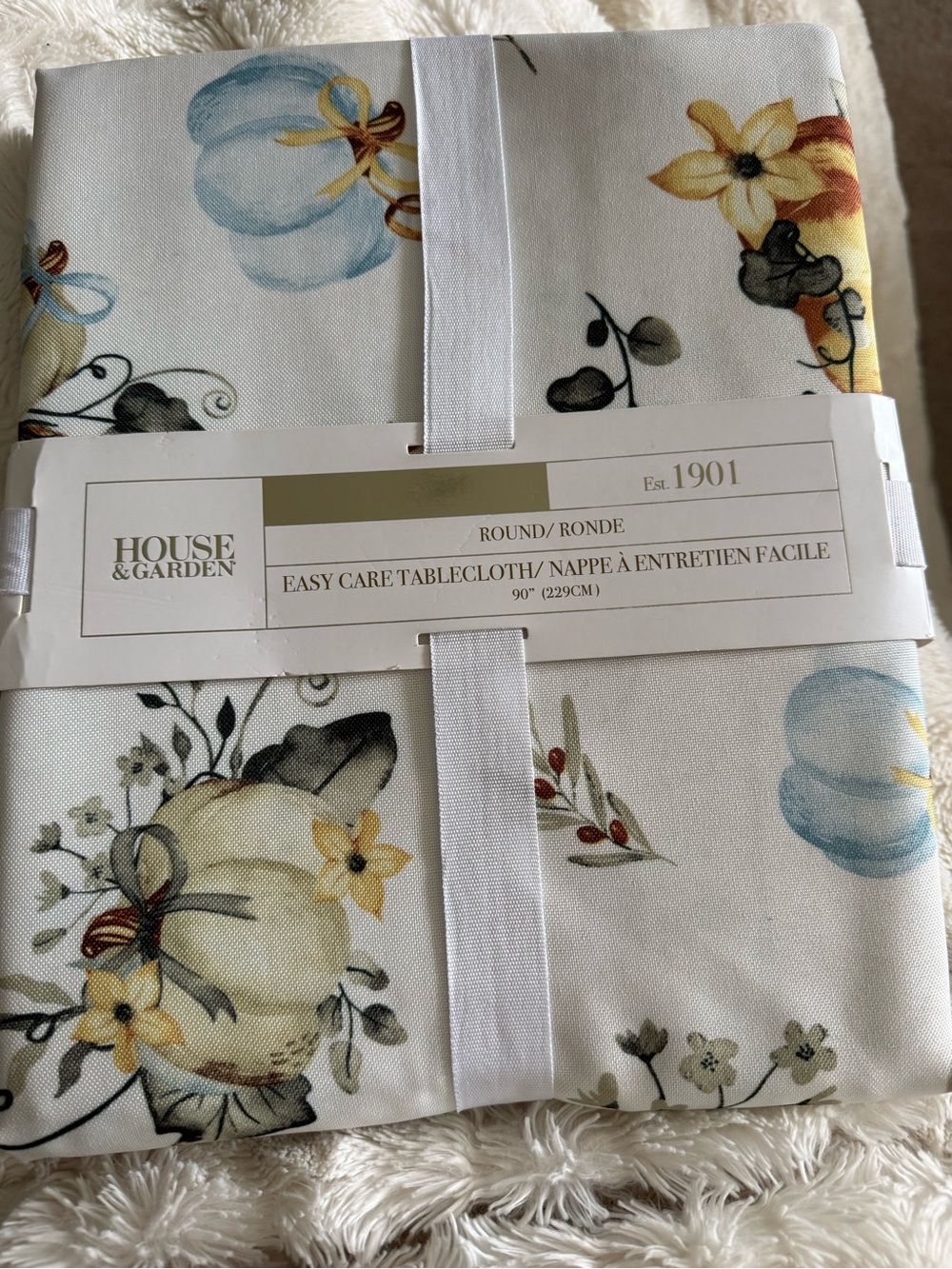 Cream& Blue Pumpkin Floral Round Tablecloth-90”- rare round tablecloth
